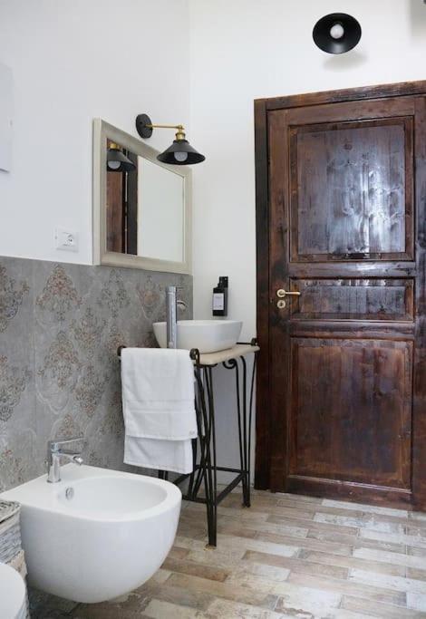 Un Passo Dalle Torri San Gimignano Esterno foto