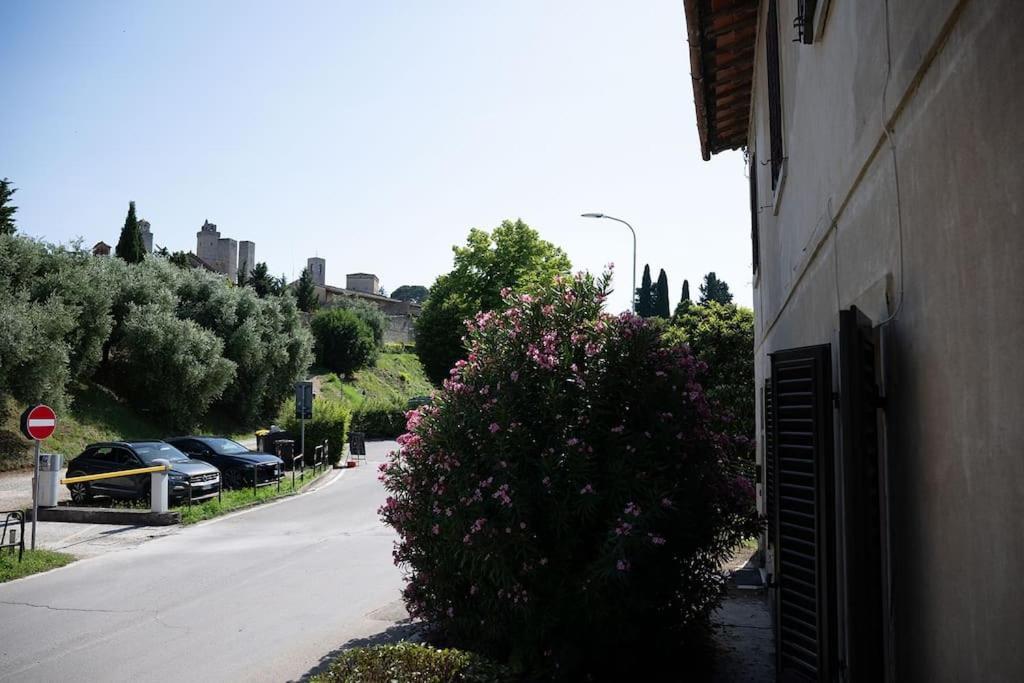 Un Passo Dalle Torri San Gimignano Esterno foto